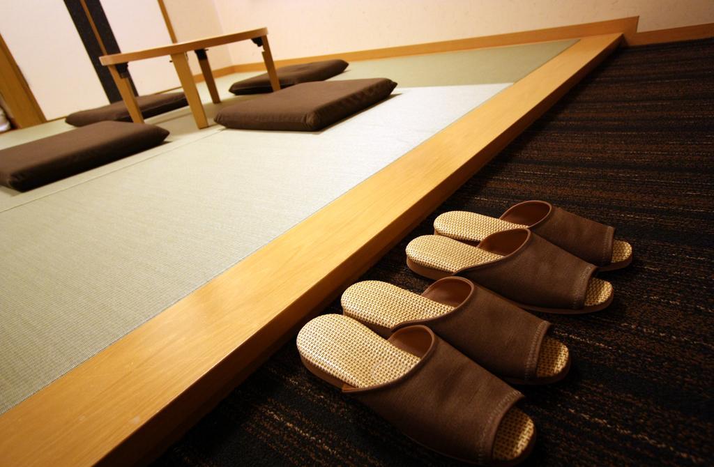 Toyama Manten Hotel Bagian luar foto